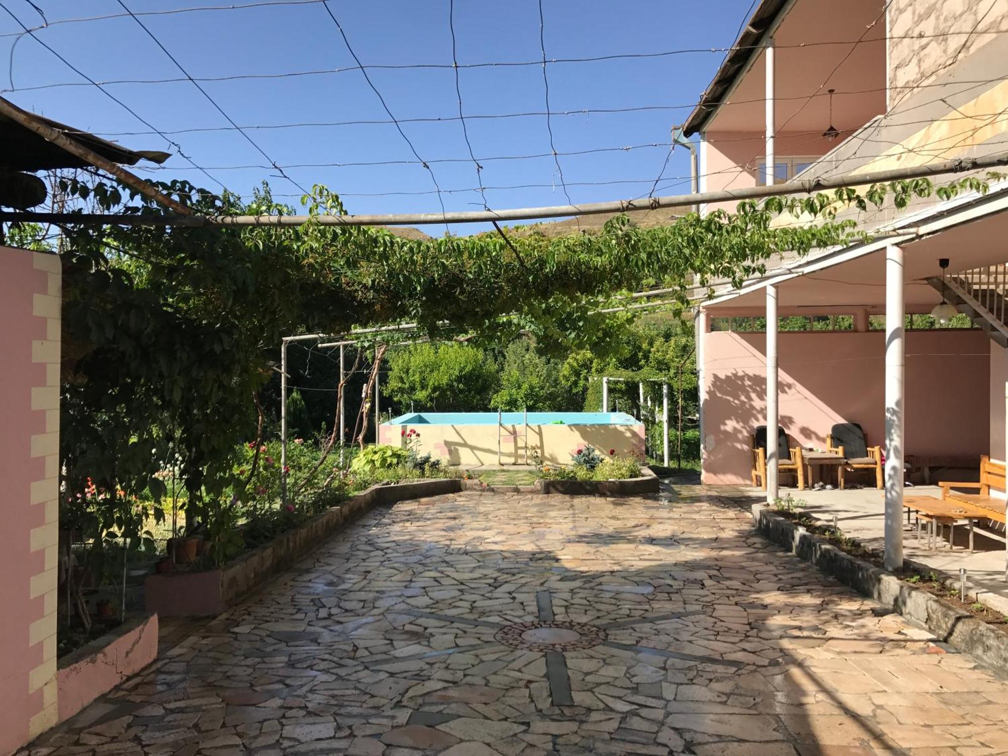 Ashot & Gohar B&B Ch'iva Luaran gambar
