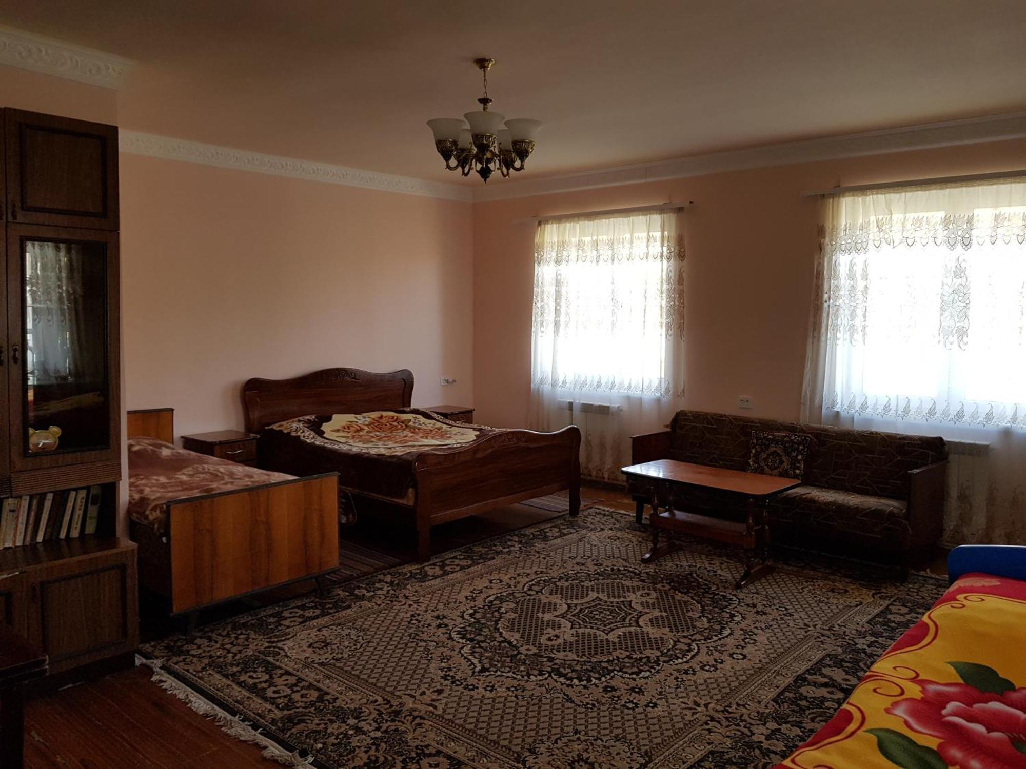 Ashot & Gohar B&B Ch'iva Bilik gambar